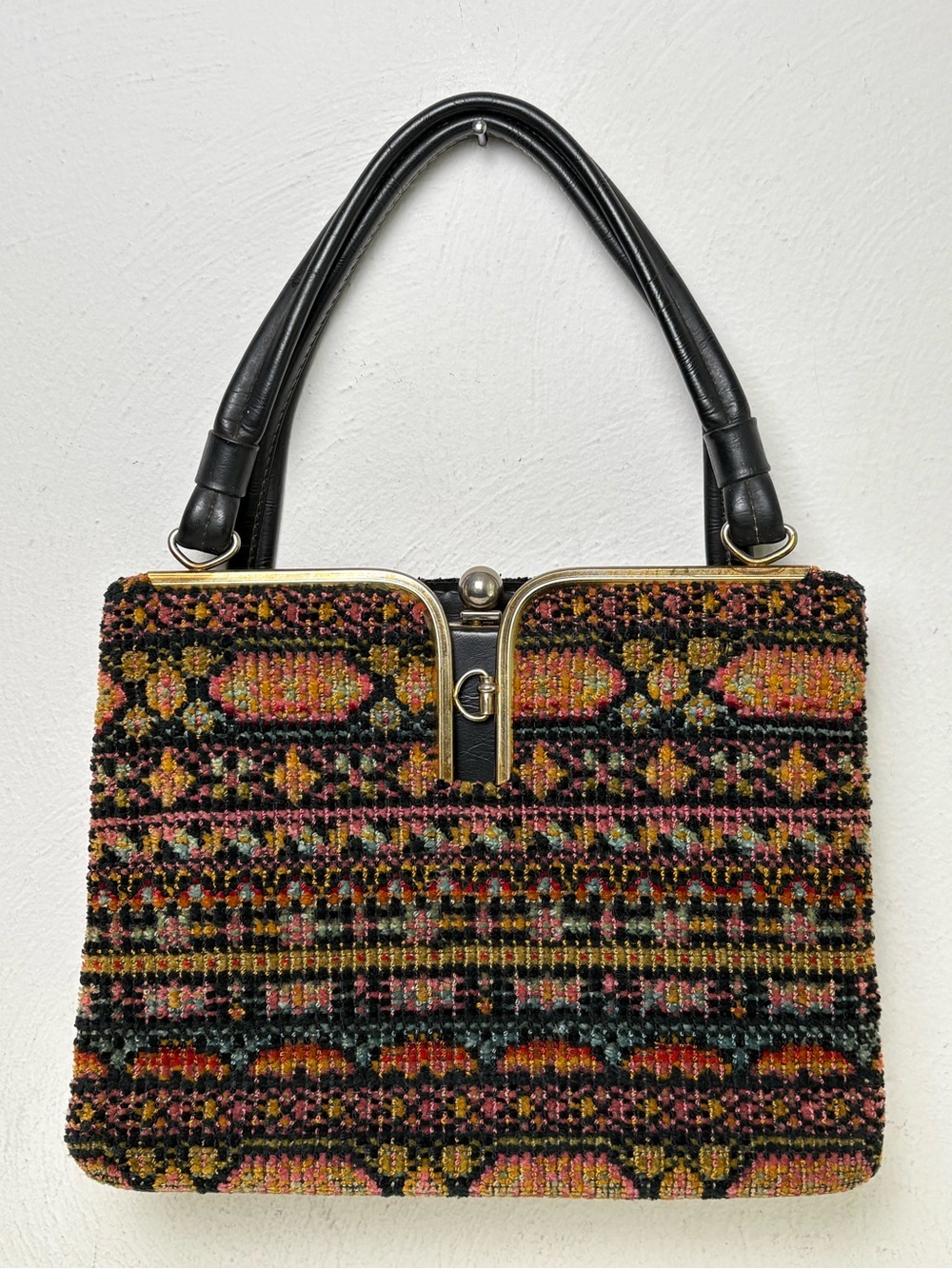 Vintage 50s 60s MCM Midcentury Modern Kisslock Tapestry Carpet Bag Purse Satchel